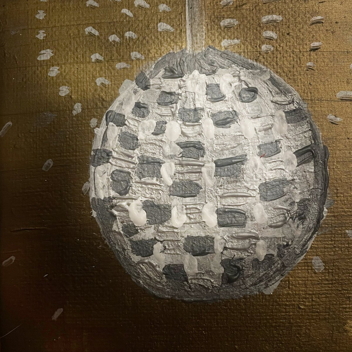 Hayleyx3jb's tweet photo. Via my art insta -
πͺ© attempt π€ #acrylicpainting #discoball #mirrorball #tinycanvas https://t.co/vJiGoY2avb https://t.co/jWfXMUlSTH
