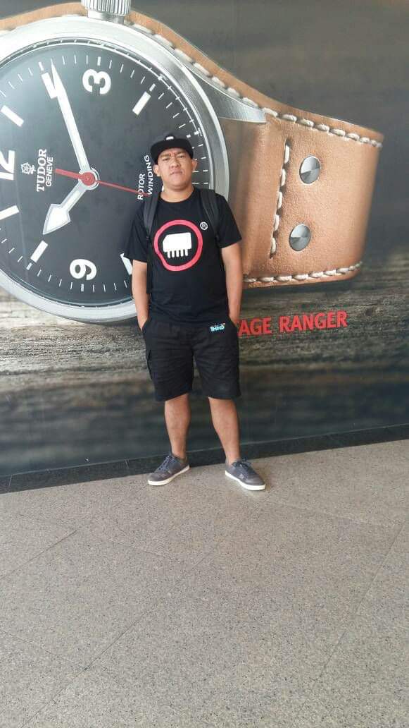 abah1988's tweet photo. @R_AdelJKT48 ni ja lah bangsa kami mah... hitam semua.. https://t.co/MvhmHQ8f4P