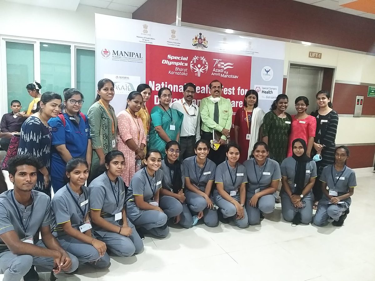 MCHP_MAHE's tweet photo. MCHP team of faculty and students participated in the health screening program in the 'National Health Fest for Divyangjan - We Care' on the occasion of Azadi ki Amrit Mahotsav, Return to Play Inclusion Revolution on April 07, 2022. #SOBK @mahe_manipal @mchp_mahe @maiya_dr https://t.co/M6MgsEOzAz
