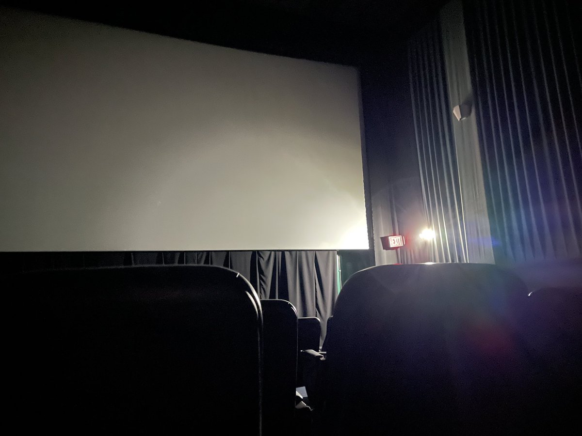 AltiBae's tweet photo. @vjoshhz Bro estaba en el cine🫠 https://t.co/XMNjHAbs89