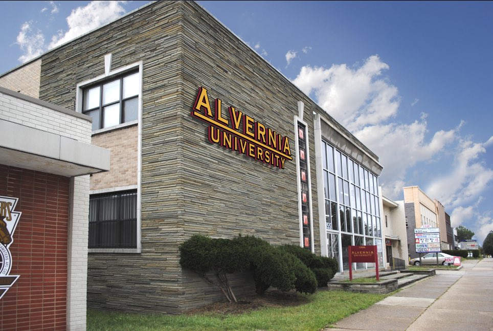 Proud to officially announce my transfer to continue my academic and athletic career at Alvernia University! #GoldenWolves <a href="/Vernmhockeyd3/">Alvernia University Men’s Ice Hockey</a> <a href="/ABurkey1771/">Andrew Burke</a>