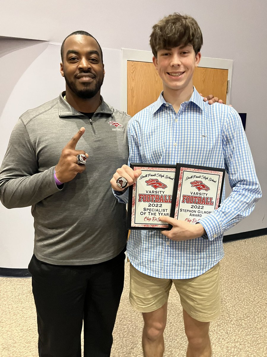 Got our State Championship rings tonight  💍🏈RingSzn 

Honored to receive the Stephon Gilmore award &amp; Special Teams player of the year   #StillSouthPointe
