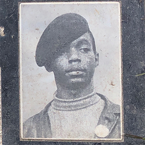 Perserverance_'s tweet photo. #LilBobbyHutton #Soldier https://t.co/bblVHHXsuN