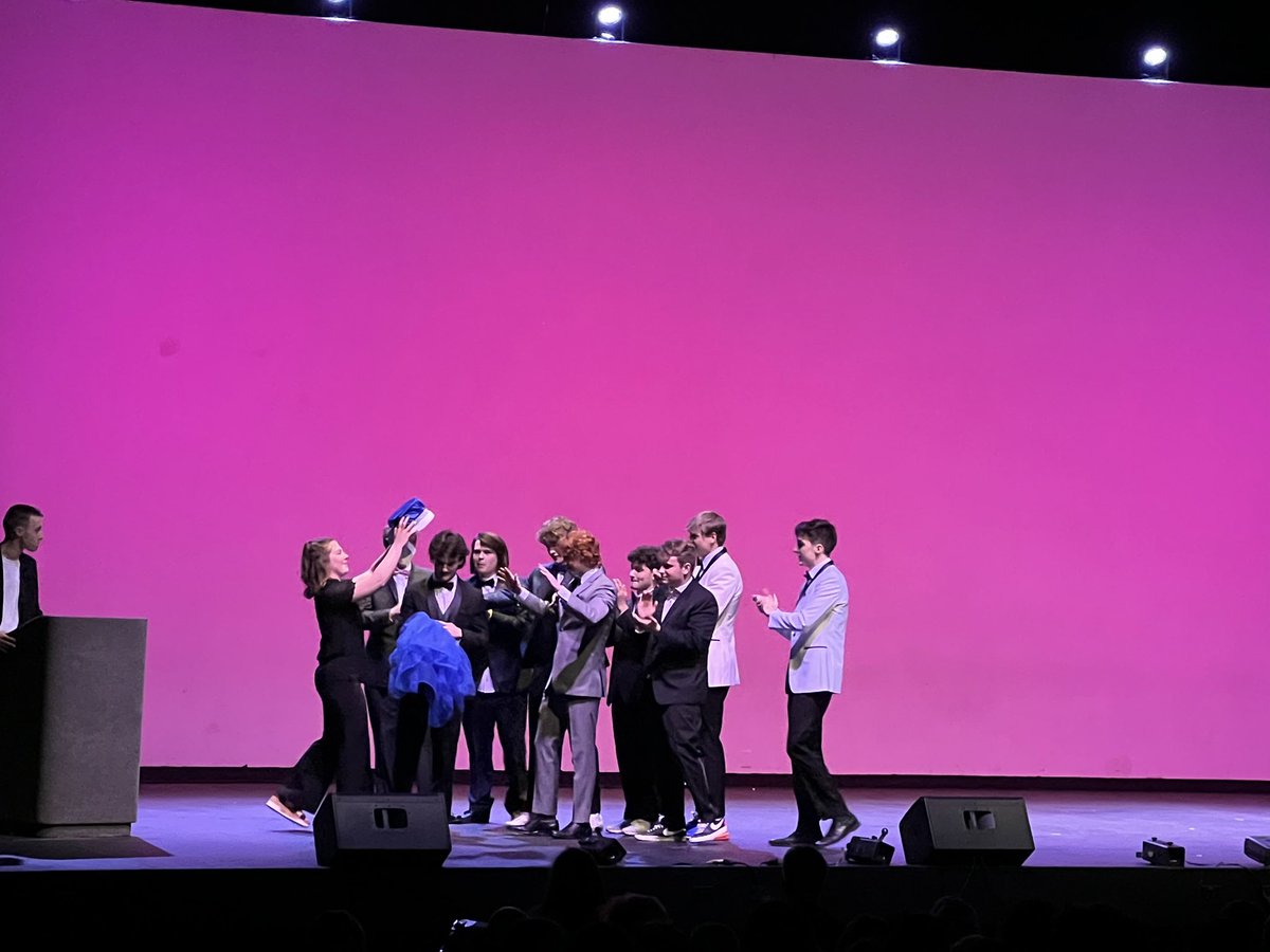 Congratulations to this year’s Mr. CRN! Great work <a href="/SEB_CRN/">SEB</a> and @mrcarlincrn