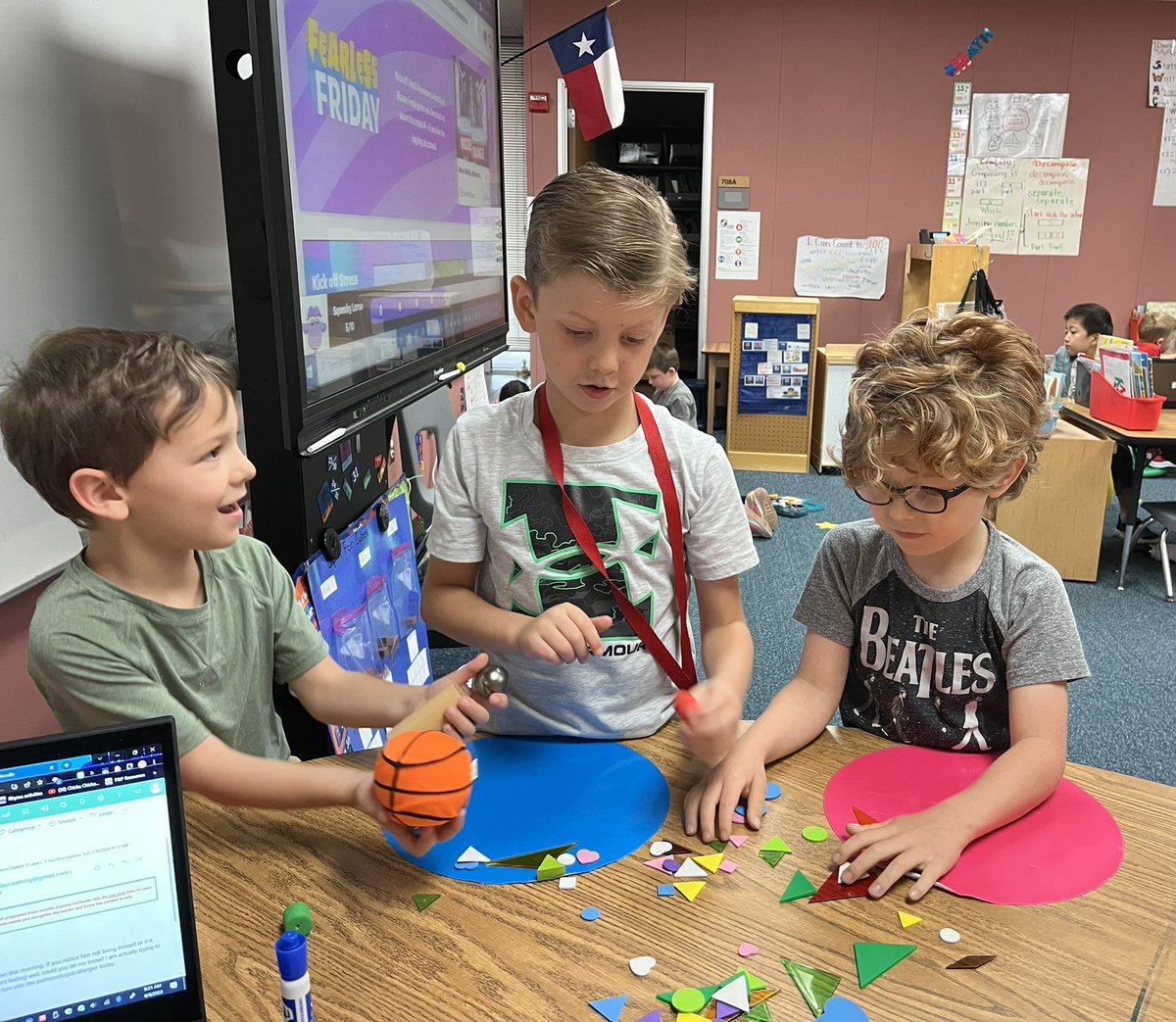 Exploring Shapes <a href="/SampsonElem/">Sampson Elementary</a> #sampsonstrong