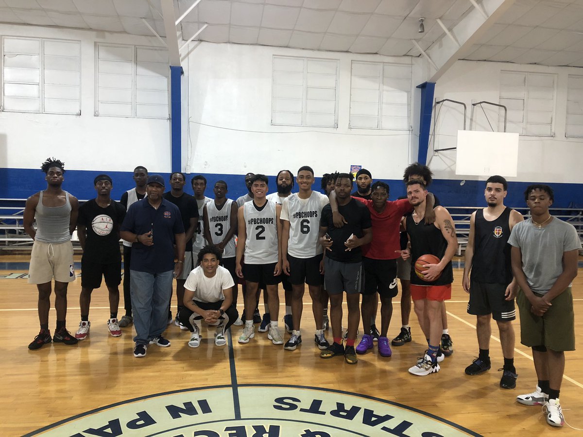 PBCBBallForum's tweet photo. Special thanks to the Palm Beach Titans Semi-Pro team for the invite and the opportunity to compete tonight. Plenty of local talent on the Titans. Season starts this weekend, let’s support the home team 

@CoachChrisIGMBB 

#PBCHOOPS #ThinkOutsideTheBox #OnlyNeed5 https://t.co/reUf9IGAxt