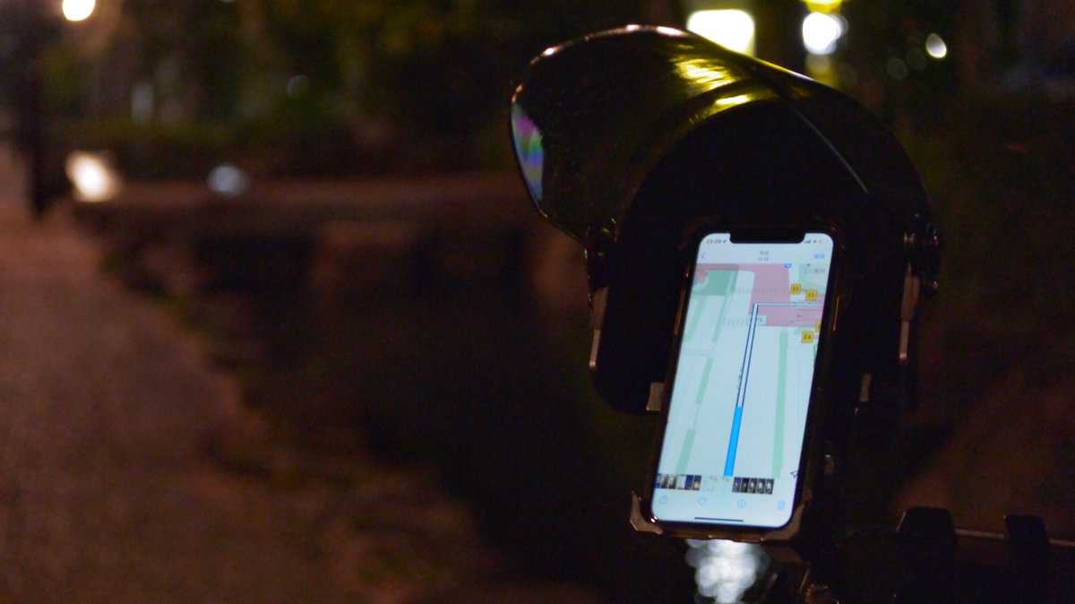 DeliveryStock's tweet photo. 夜間での見え方ご要望頂きましたので、撮影してみました。#スマホサンシェード #スマホシールド #DeliveryStock #ウーバーイーツ #雨対策 #防水 https://t.co/9KLrX7BkoI