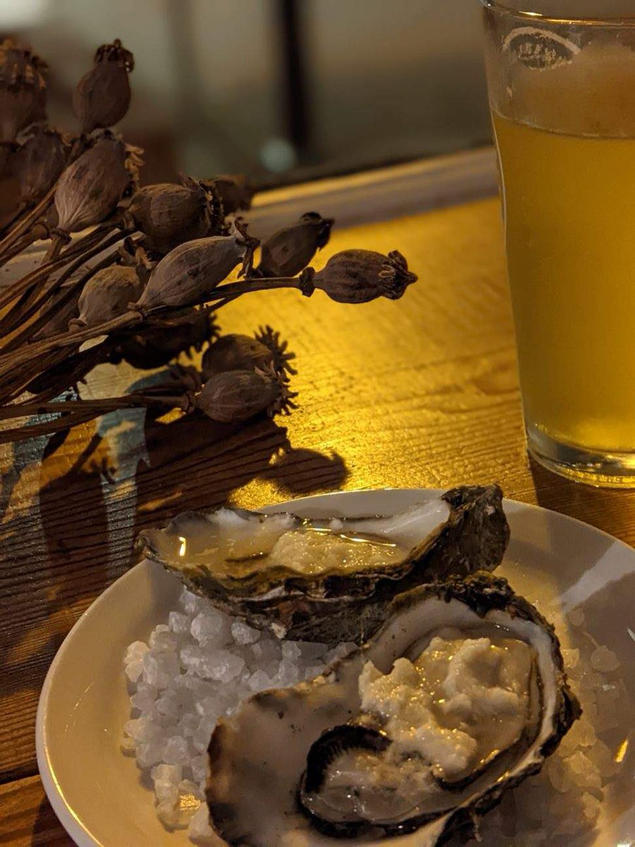 FunGuysClubNFT's tweet image. Poppies, oysters and lions mane kombucha 🖤🖤🖤 date night is tight here in #humboldt 🙏🏼 make sure to celebrate life in the little ways and be grateful #nftfam