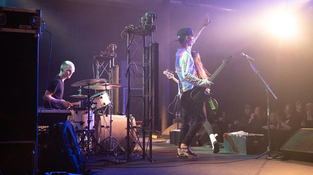 We have more summer dates confirmed for 2022! Stay tuned for more announcements very soon! Where do you want to see AF this year?! #live #tour #dopeaf