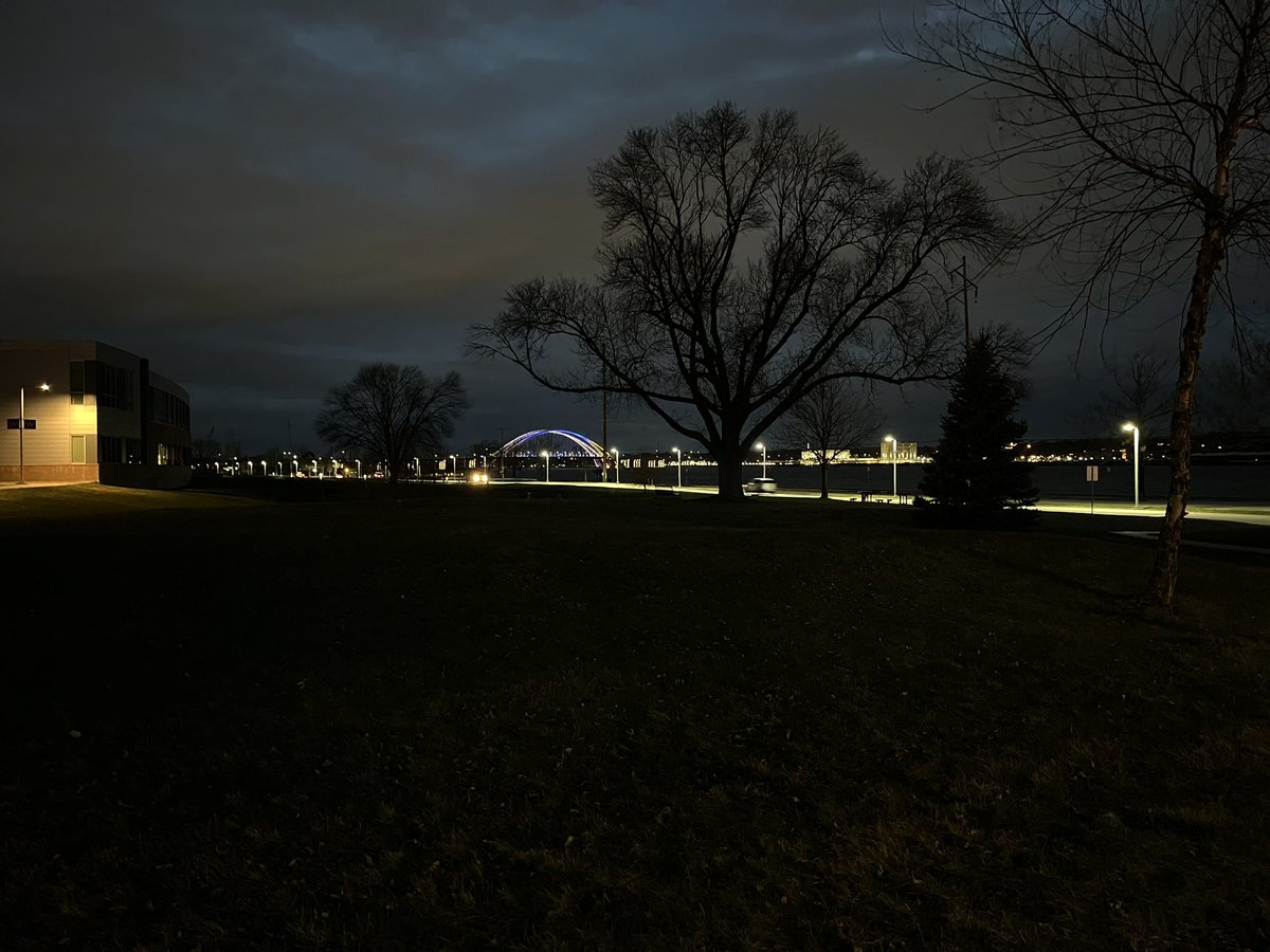 The IDEAS officers have been hard at work putting together GET LIT '22, and after one last late night they were met with this incredible view as they left. Only 12 more hours until their hard work pays off!