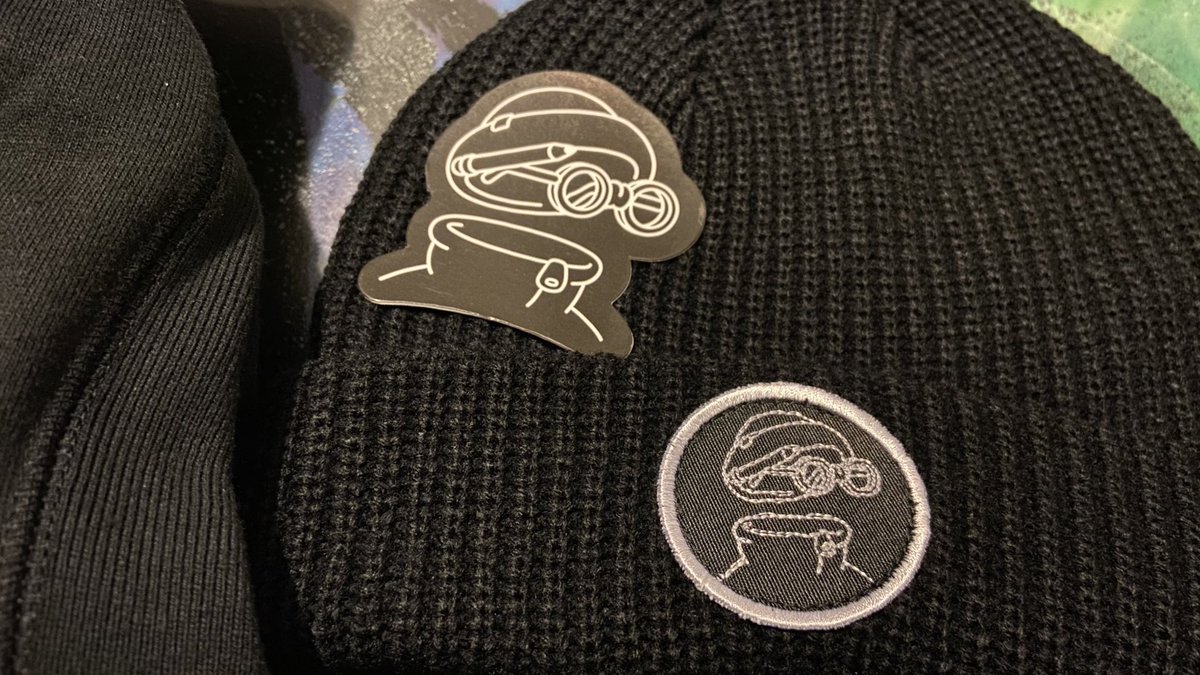 alphaphex's tweet photo. Love the new threads and the sticker! Wish I owned an Invisible Friend but so happy to be a small part of the community and of this awesome project. One day I’ll be able to own one! @InvsbleFriends @MotionMarkus @RNDMCHARACTERS @Mendez_NFT https://t.co/lBzkTqJrNt