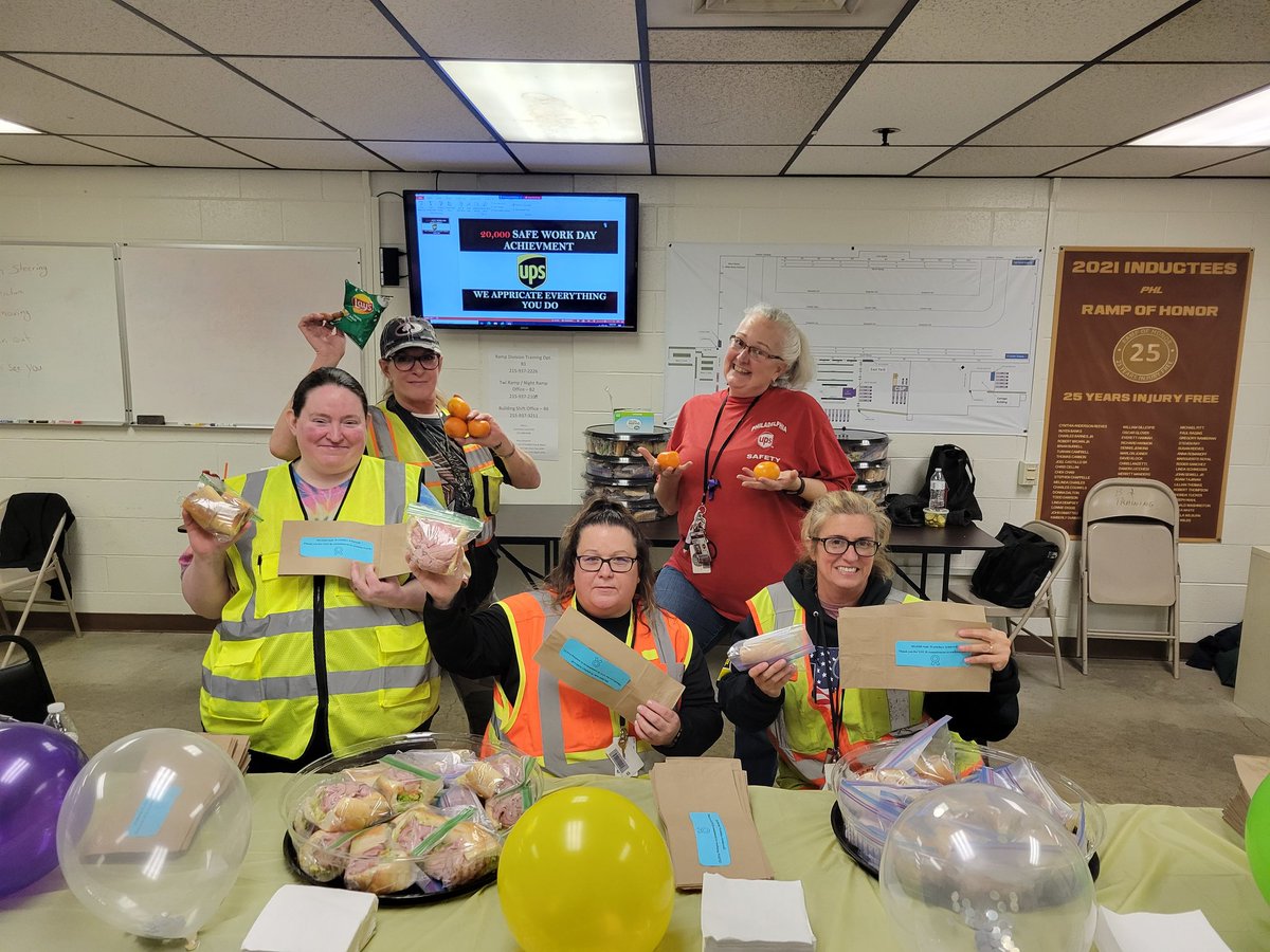 Danielle Makropoulos tweet media