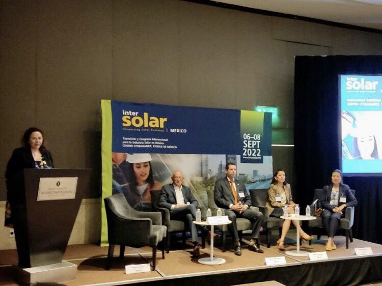 matters_mx's tweet photo. Fue un placer haber participado en el lanzamiento de @Intersolar Mexico 2022, presentar la marca, su trayectoria y un poco de lo que se espera en el evento magno de @the_smarter_E en Münich. Gracias a los colegas y prensa que acudieron. ¡Nos vemos muy pronto de nuevo! https://t.co/tgkthgu7gn