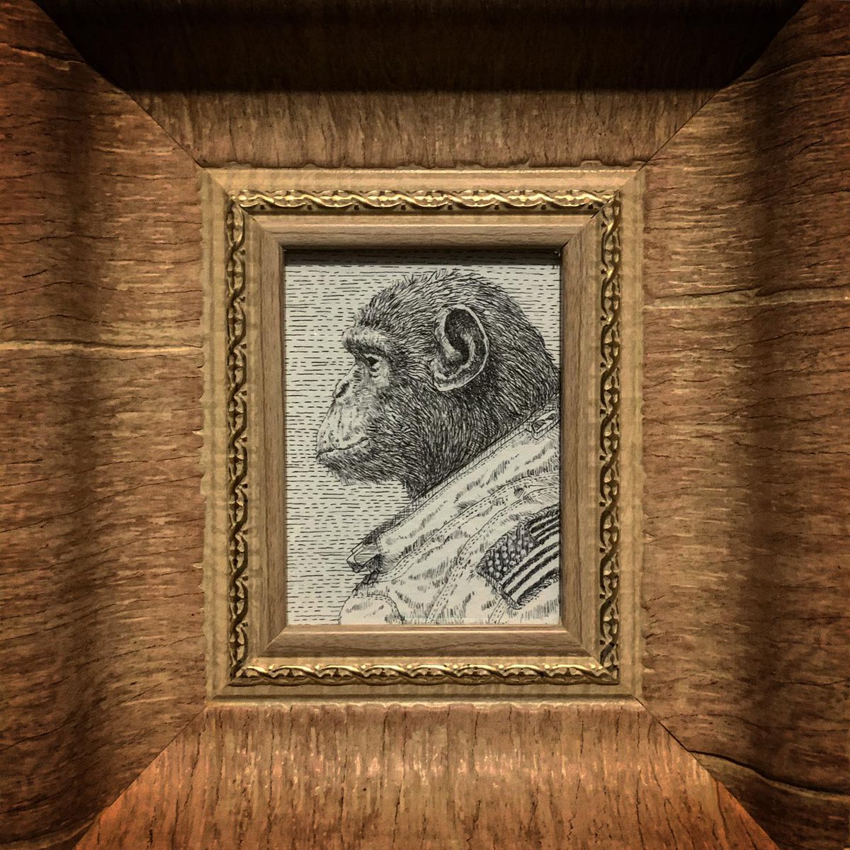 GalleryField's tweet image. 本日より開催
Atsushi Adachi Solo Exhibition　
“How the future began”
・4月7日(木)〜4月17日(日)
作品の紹介:
・「Albert II」
・530×260×360 mm
技法：新聞(The New York Times、1949、アメリカ)・紙・アクリル板
・2022年
#contemporaryart
#paperart 
#spacedevelopment #newspaper