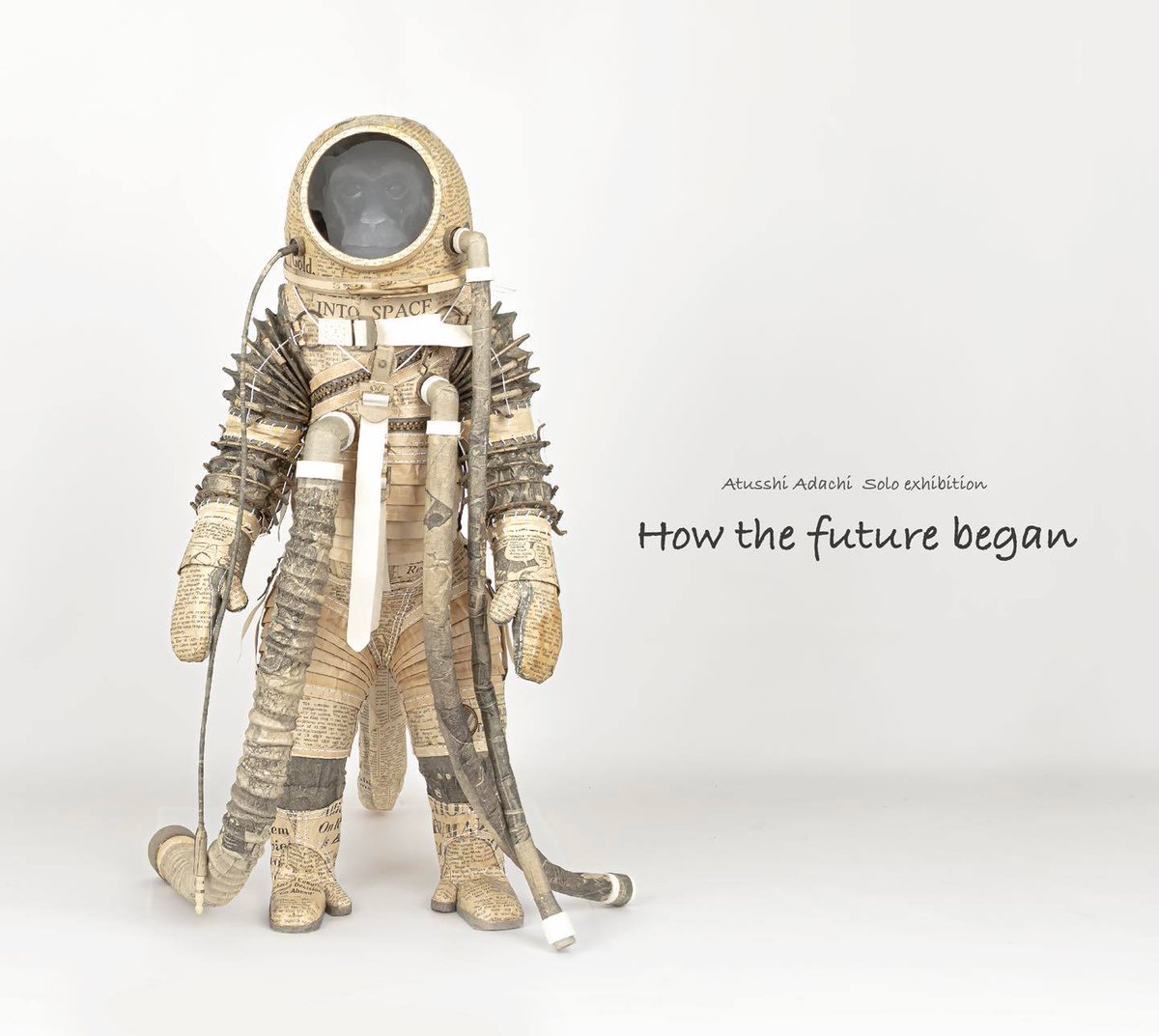 GalleryField's tweet image. 本日より開催
Atsushi Adachi Solo Exhibition　
“How the future began”
・4月7日(木)〜4月17日(日)
作品の紹介:
・「Albert II」
・530×260×360 mm
技法：新聞(The New York Times、1949、アメリカ)・紙・アクリル板
・2022年
#contemporaryart
#paperart 
#spacedevelopment #newspaper