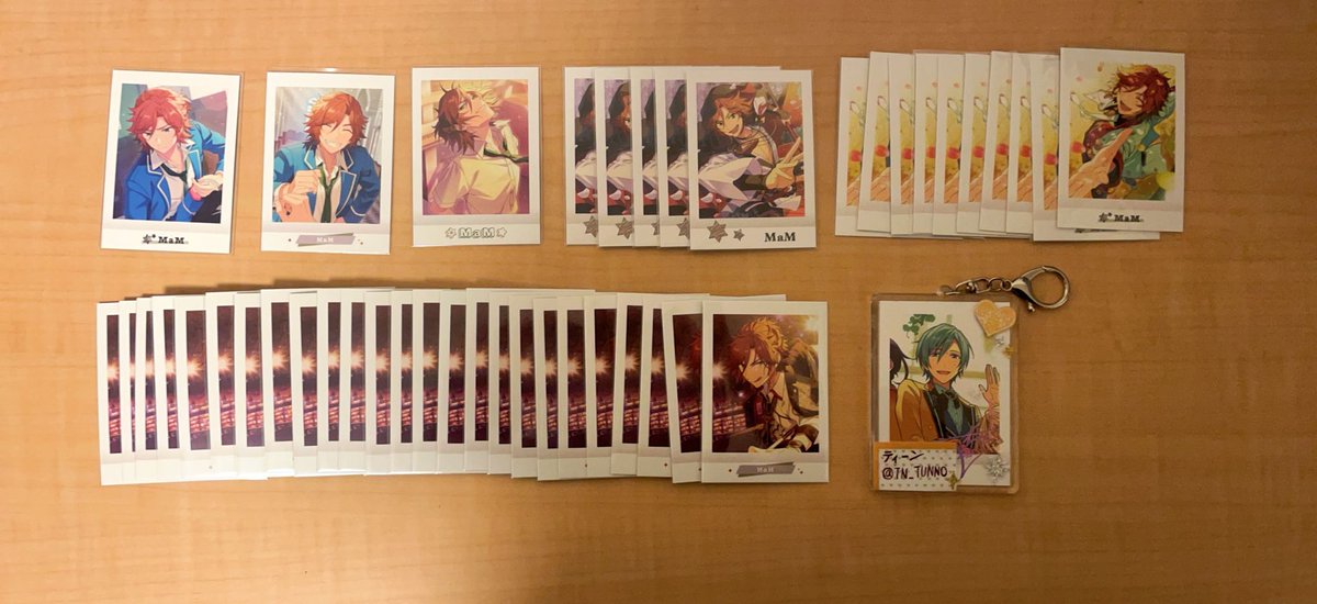 【交換/譲渡】あんスタ ぱしゃこれ

譲：英智 渉 弓弦 北斗 スバル 真 真緒 斑 レオ 凛月 泉 司 嵐

求：↓