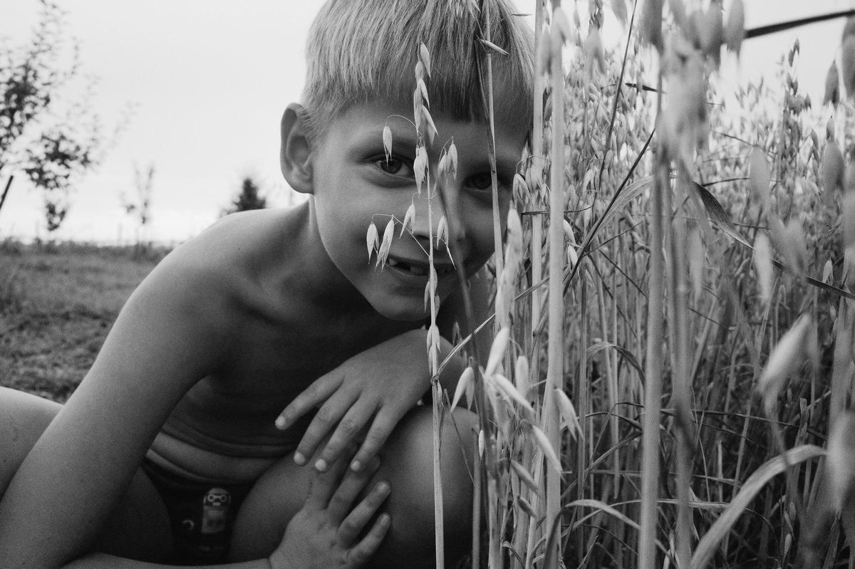 ua_donation's tweet photo. Running around the village in your swimmers and being yelled at for bringing mud into the house is one of the most vivid memories of every Ukrainian child.

🇺🇦Indestructible Donation: https://t.co/HLqv1t7s23

#nftcommunity #nft #nftproject #nfts #NFTCollection #NFTCollector https://t.co/LpSj9sihIF