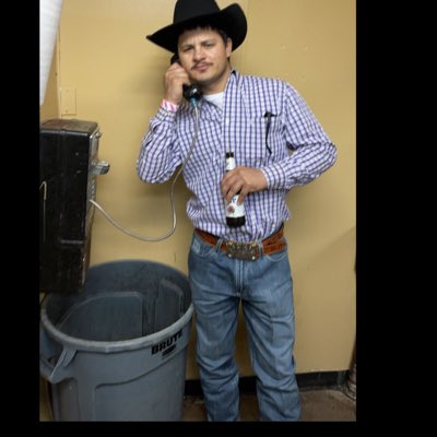 juniorgalaviz's tweet photo. #NewProfilePic 25 cent calls https://t.co/krPk6LTMwJ