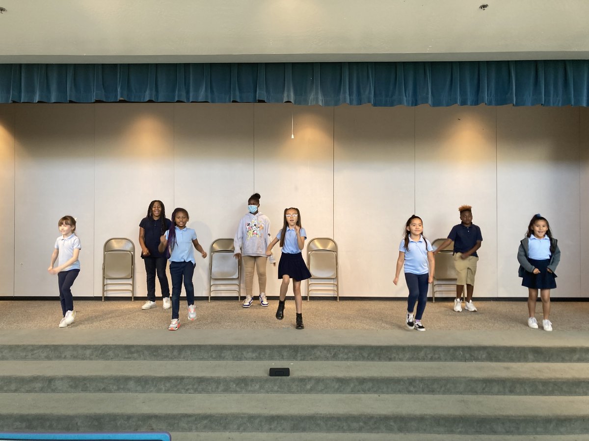 See_Boston's tweet photo. It's almost showtime! Our #treasures are prepping for their upcoming show on April 27th at 6pm Peoria Center for the Performing Arts #CydneyTrent #SchoolHouseRock @TollesonESD #21CCLC #SidewinderUniversity @LupitaHightower #performingarts @GissHerr #singalong #SheelyPride https://t.co/ld7upP2rRU