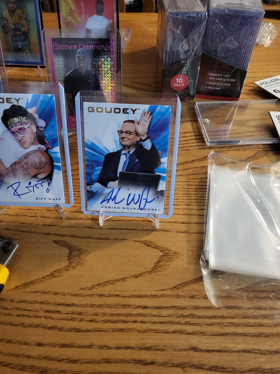 InTheCards5's tweet photo. @Andrew_Smoky14 @UpperDeckSports @UpperDeckHockey @CardPurchaser Incoming WOJ BOMB https://t.co/f63naErnD4