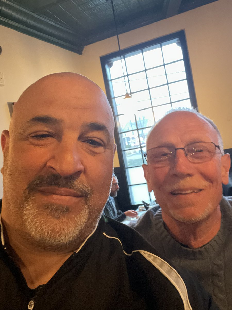 Coach_SCroce's tweet image. Got to watch a good friend and fellow Rescue 9 guy get sworn in as  Chief of a Dept in Manchester Ct. Plus spend dinner with my favorite Deputy Chief. #FireFighterForLife #WFDFamily
