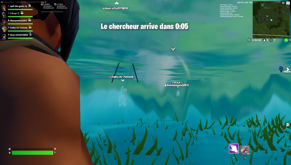 gocragar5's tweet image. playing hide and seek with friends is the best thing ever 🤪