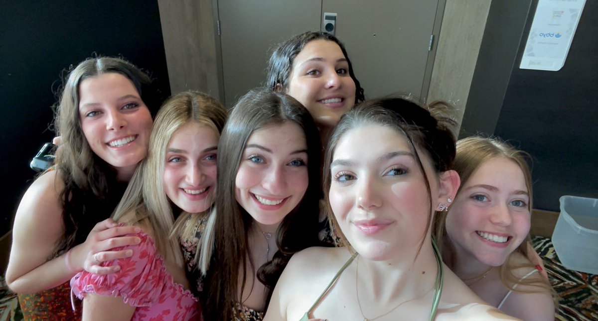 lily weinstock (she/her) tweet media