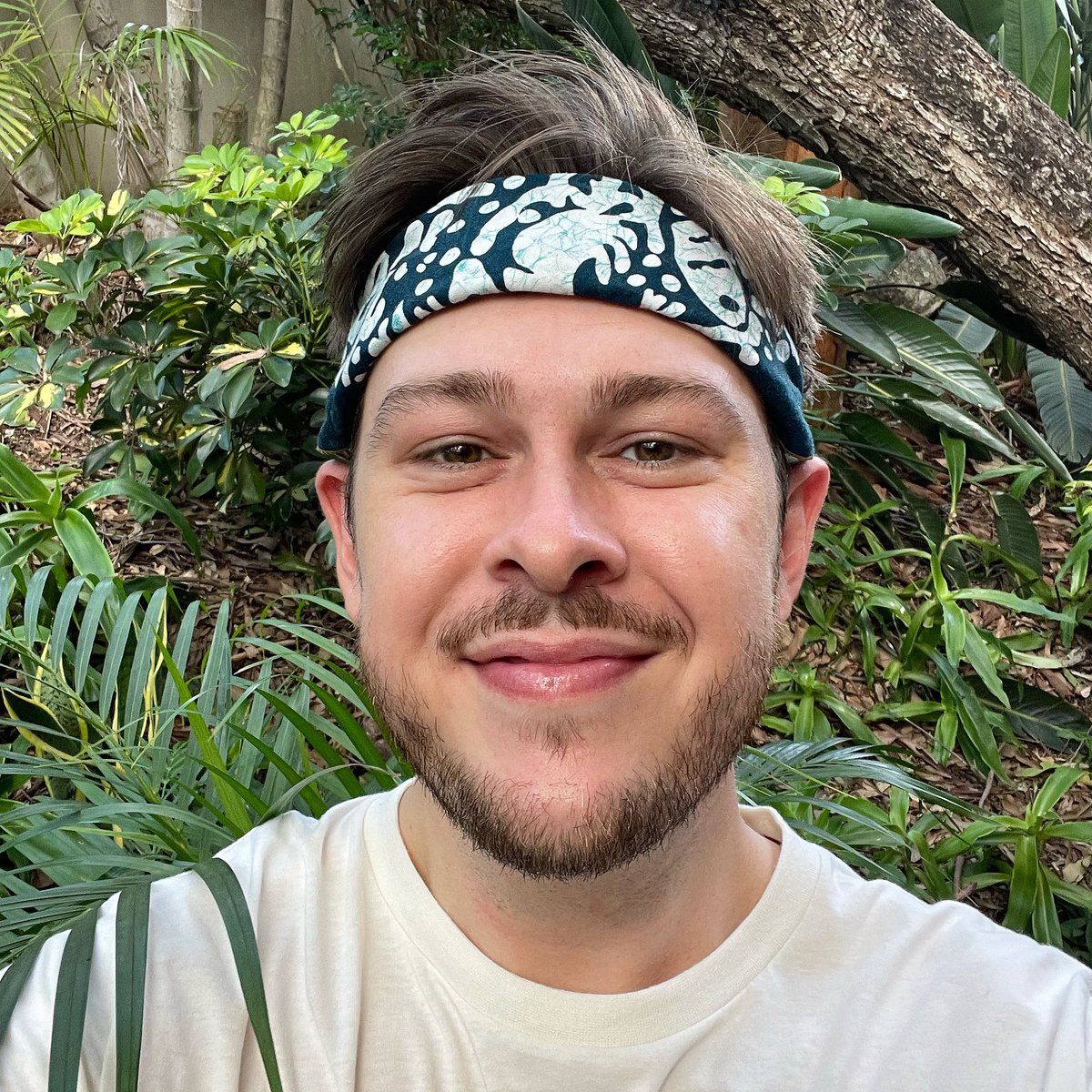 STOKED BECAUSE I JUST SIGNED MY THIRD VEGAN COOKBOOK DEAL 🎉