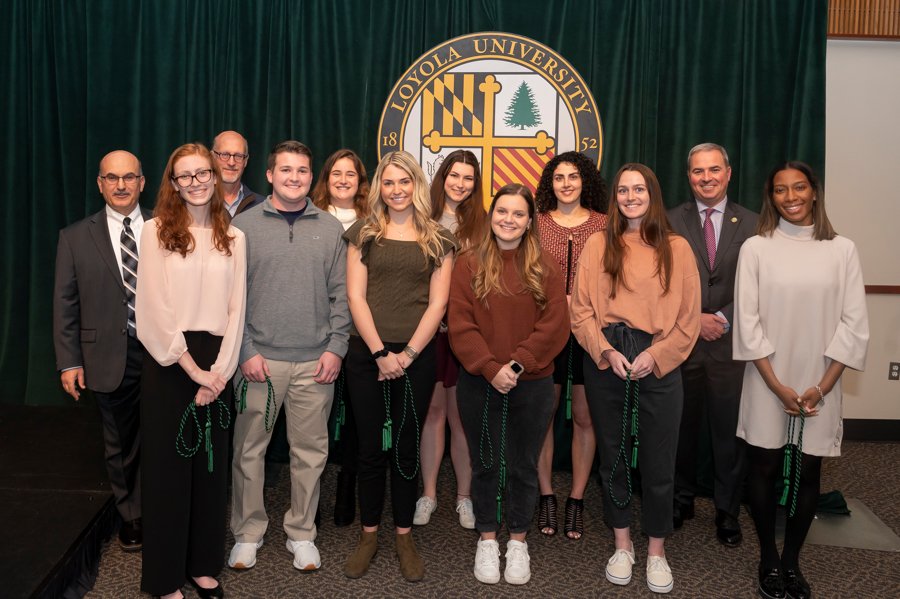 Natural and Applied Sciences Division graduating Haig scholars with President Sawyer, and Dean Fowl #loyolaready <a href="/LoyolaHounds/">Loyola Greyhounds</a>