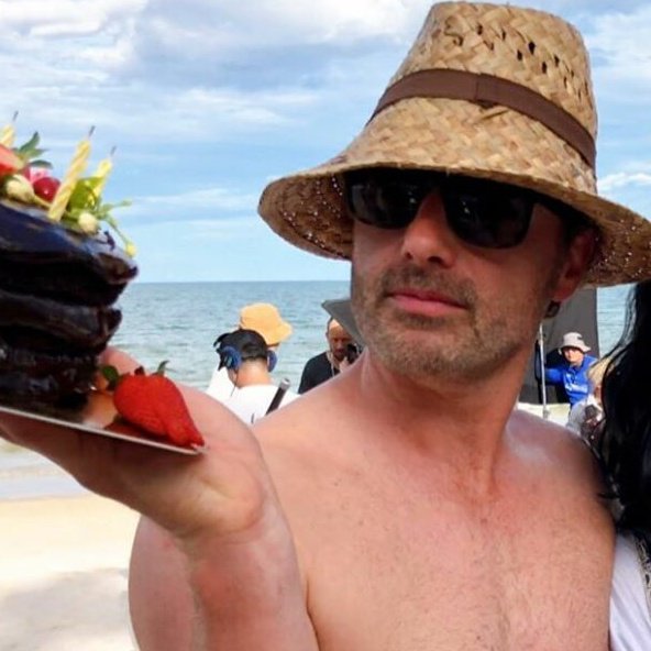 feliz aniversário pra mim