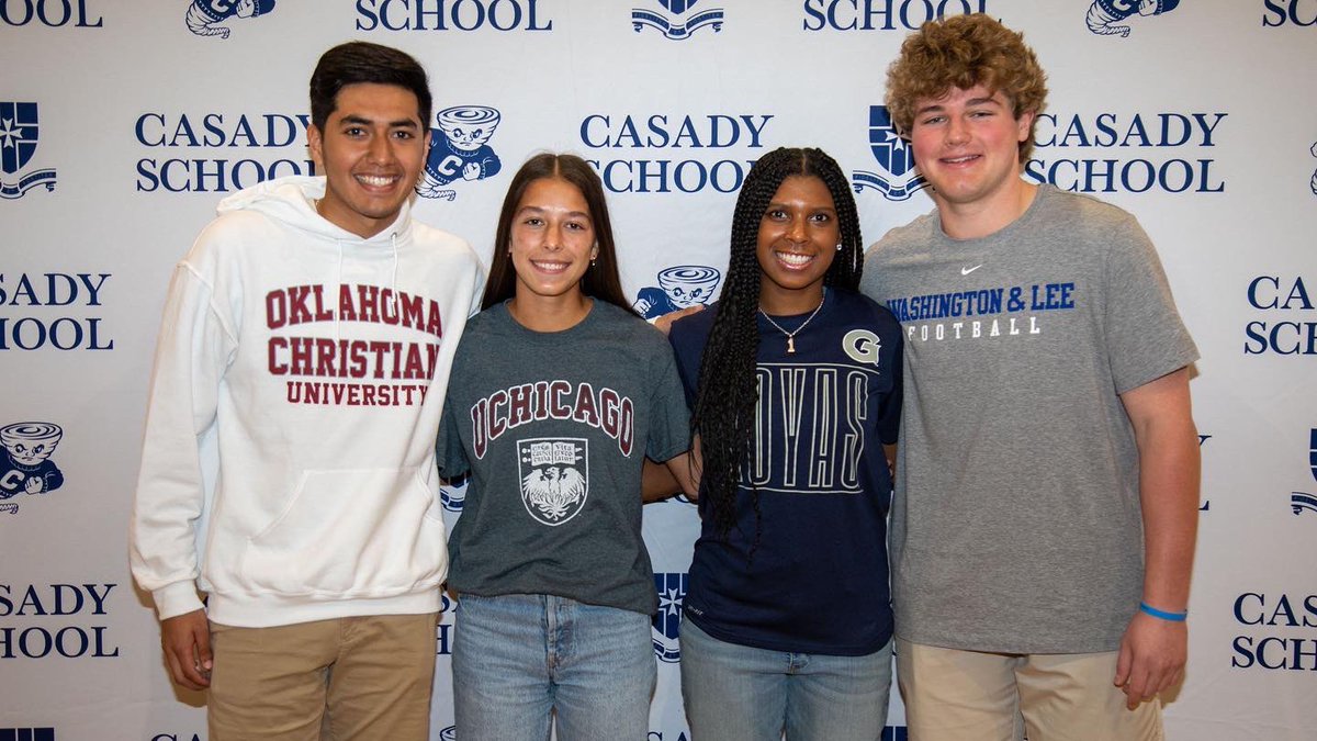 𝓢𝓲𝓰𝓷𝓲𝓷𝓰🖊📃𝓓𝓪𝔂
•
•
Congratulations to these Seniors on continuing their athletic careers at the next level!