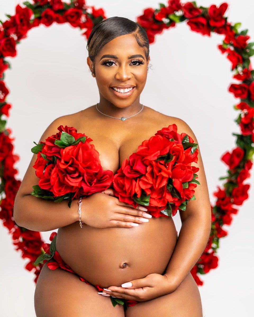 ThatJazzyGirl__'s tweet photo. Happy Due Date Baby Boy. 🤎 https://t.co/K0QlSbQ1bt