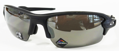 kineido's tweet photo. さらにこのFLAK2.0&amp;XLにハイレゾリューションカラーも2022年新色としてニューラインナップ！High Resolution Carbon/PrizmBlackPolarized(偏光)。https://t.co/SDyS0ryJtQ
#Oakley
#ハイレゾ
#ハイレゾリューション
#サングラス
#新色
#偏光
#オークリー
#FLAK2.0
#XL
#エックスエル
#カーボン https://t.co/jGhCqRso3m