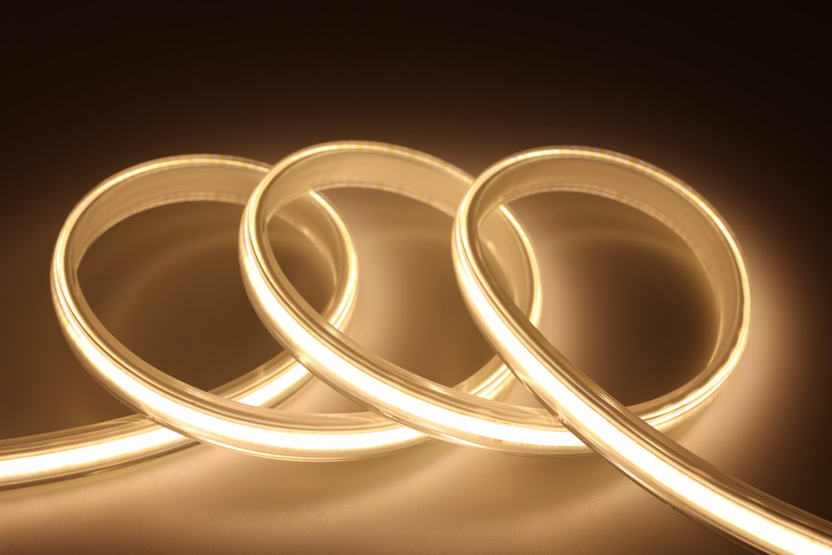 JuneChiu8's tweet image. IP65 WARM WHITE, DAY LIGHT AND RGB.
Rgbw tunable in 5 meters kit.
Uses Chip-On-Board LED technology for flawless diffusion.

#tapelight #lightline #lightlineCOB #LEDtapelight #diffusedlight #LEDCOB #evenlight #bathlighting #shelflighting #COBstrip #LEDlighting