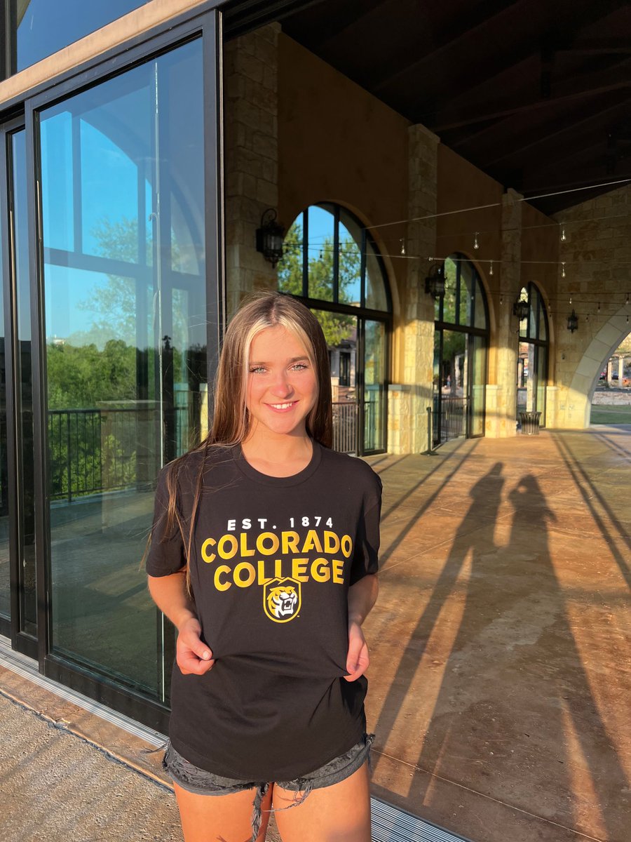 TooleMckenna's tweet photo. I’m blessed and excited to announce my commitment to further my athletic and academic career playing D1 soccer at Colorado College! Go Tigers!💛🖤 #ccwomenssoccer #sting https://t.co/ZzwuE742Co