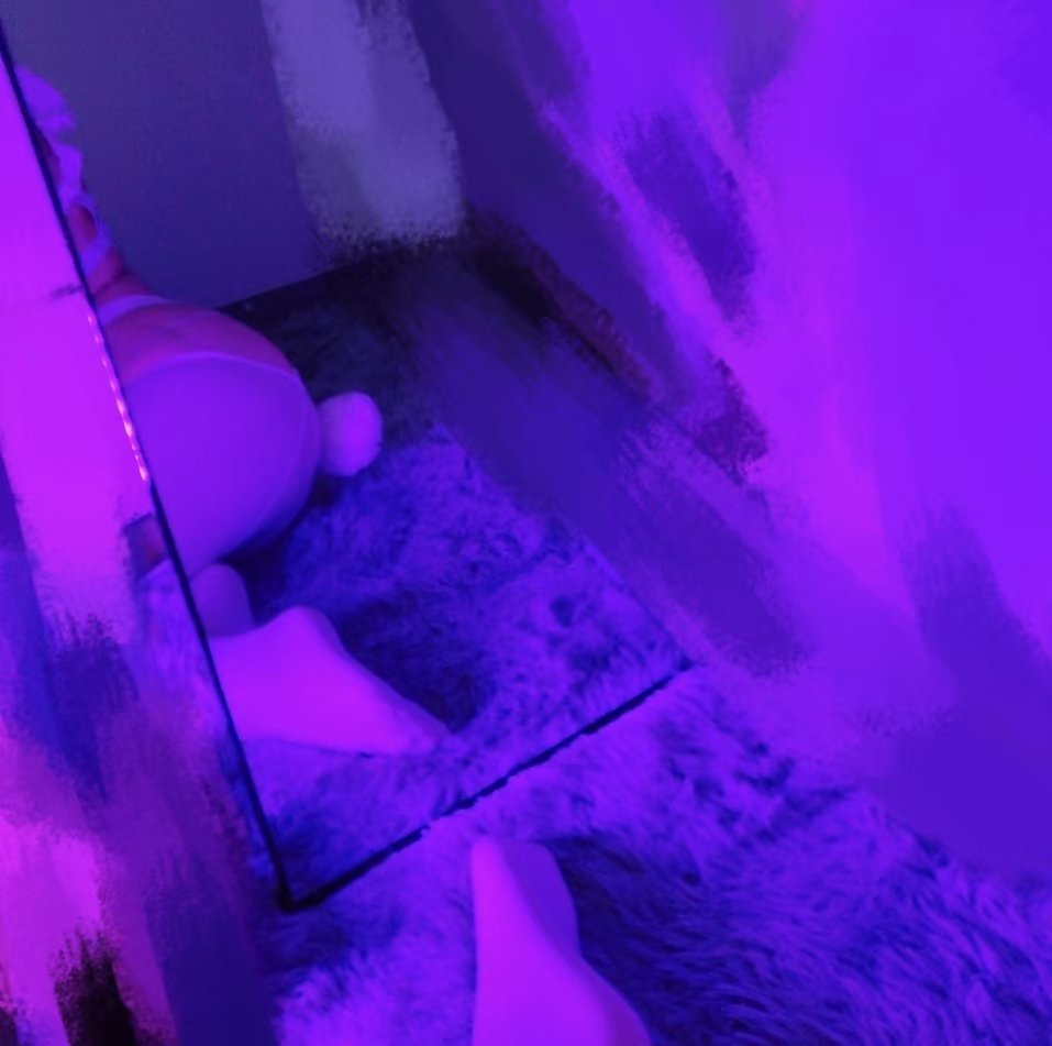 xiaobibiaini's tweet photo. 没有文案，小兔子不会打字 https://t.co/WNtXz7ultZ