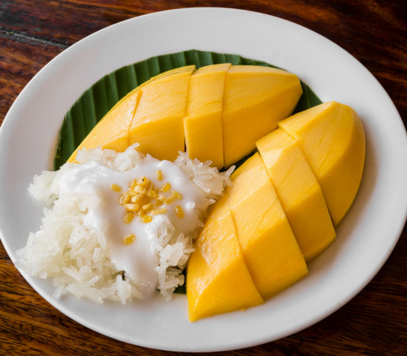 Let's start our day with Thai sweet mango+sticky rice <a href="/Judimedical1/">Judimedical</a> #food #sweet #thailand #travel #SaudiArabia #UAE #Arabian #yummy #foodlover