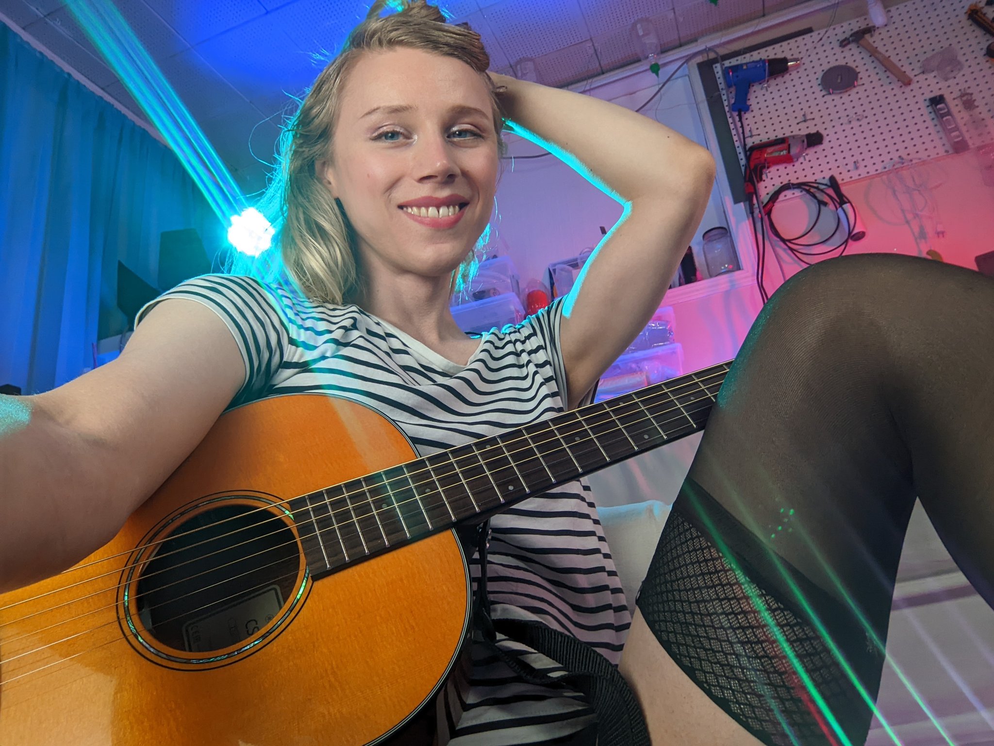 Julia jane. Julia-jane вебкамщица.