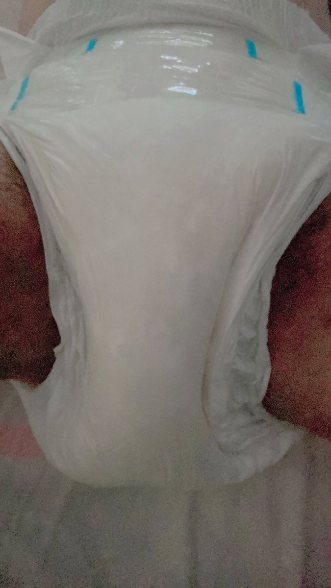 Stormbaby2's tweet photo. #ABDL #adultbabydiaperlover #adultdiapers #diapers #onesie #little #diaperwetting #indiapers #wetdiaper https://t.co/4W3KheOVxo