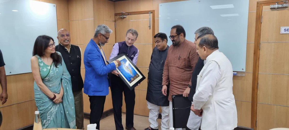 RajaXg's tweet photo. Bali-vamana-trivikrama 🙏Conquering dimensions beyond zetta. India had prescribed nomenclature for gigantic numbers eons ago
Presented to @narendramodi @Rajeev_GoI @AshwiniVaishnaw @nitin_gadkari @DrJitendraSingh https://t.co/ieX6rXVNR7