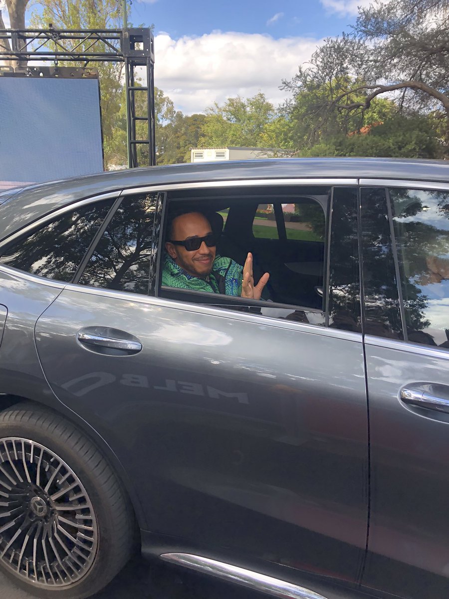 RT @albertparkair: SIR LEWIS HAMILTON HAS ARRIVED https://t.co/Jodaz7A9sC