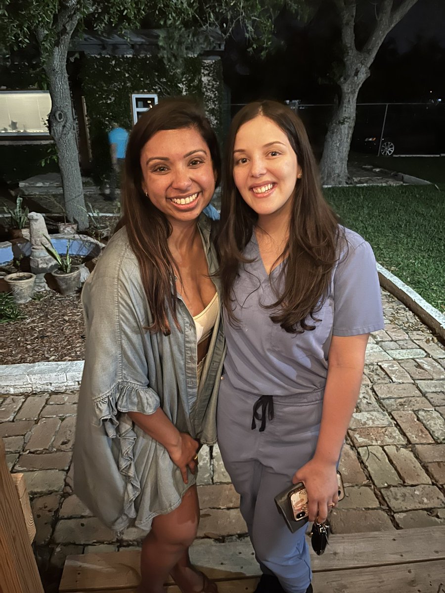ShyamsA2's tweet image. I love my job. I love having the opportunity to show up and grow every single day into a better and more competent physician with the power and voice to fight for the very best for every single patient. These folks make the hard does doable and the good days fun 😎
