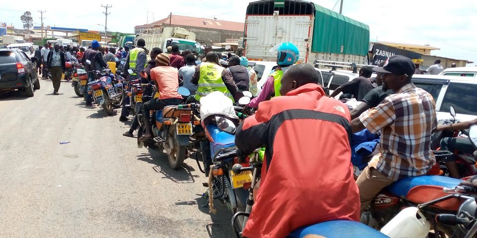 NationAfrica's tweet photo. Why you still can’t get fuel despite Uhuru's Sh34bn intervention https://t.co/fT7pWEG1Q1 https://t.co/wxnVZQu8ac