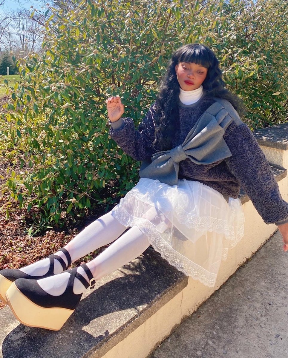 elfsackofficial's tweet photo. Best gift for ya💅 Our girl (IG: yourfashionsystem) in this cute fit makes us wanna have the sweater season back🥺🔎12103018>>>https://t.co/nasToEMc3x

️Don't forget to join our #ELFGirlPower giveaway >>>https://t.co/6WWLdGqVUP
#OOTD #OUTFITS #OUTFIT https://t.co/qPIUiDQGXl