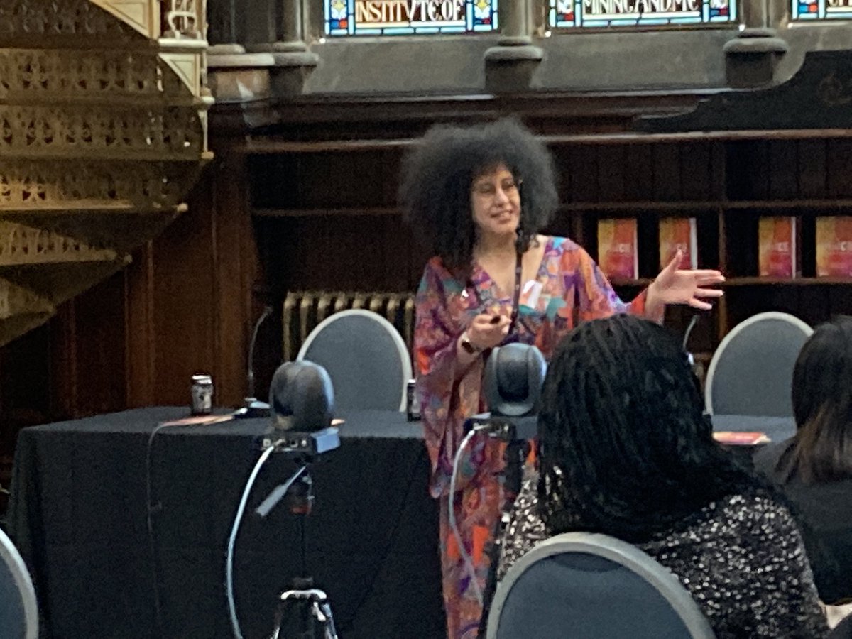 kaywilsonwriter's tweet photo. Truly inspirational speech Shrouk El-Attar, BBC top 100 influential woman globally, passionate engineer &amp; former refugee. Also belly dancer on the side 😊 challenging stereotypes &amp; urging support for diverse engineers @TheCommonRoomGN #thefaceofengineering https://t.co/Gyf5KlyuPO