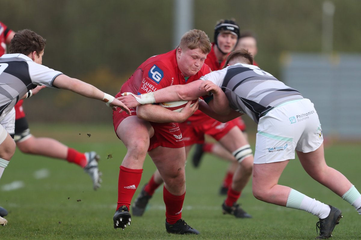 ScarletsAcademy's tweet photo. Plenty of encouraging performances from last night's U16s games

🐉 Dragons Red 7 Scarlets West 61 🔴 

🔴 Scarlets East 24 Ospreys East 39 🦅  

Report ▶️ https://t.co/sG7T87gGSJ

#nextgeneration #ygenhedlaethnesaf

📸 @RileySports https://t.co/v5TX9QflpS