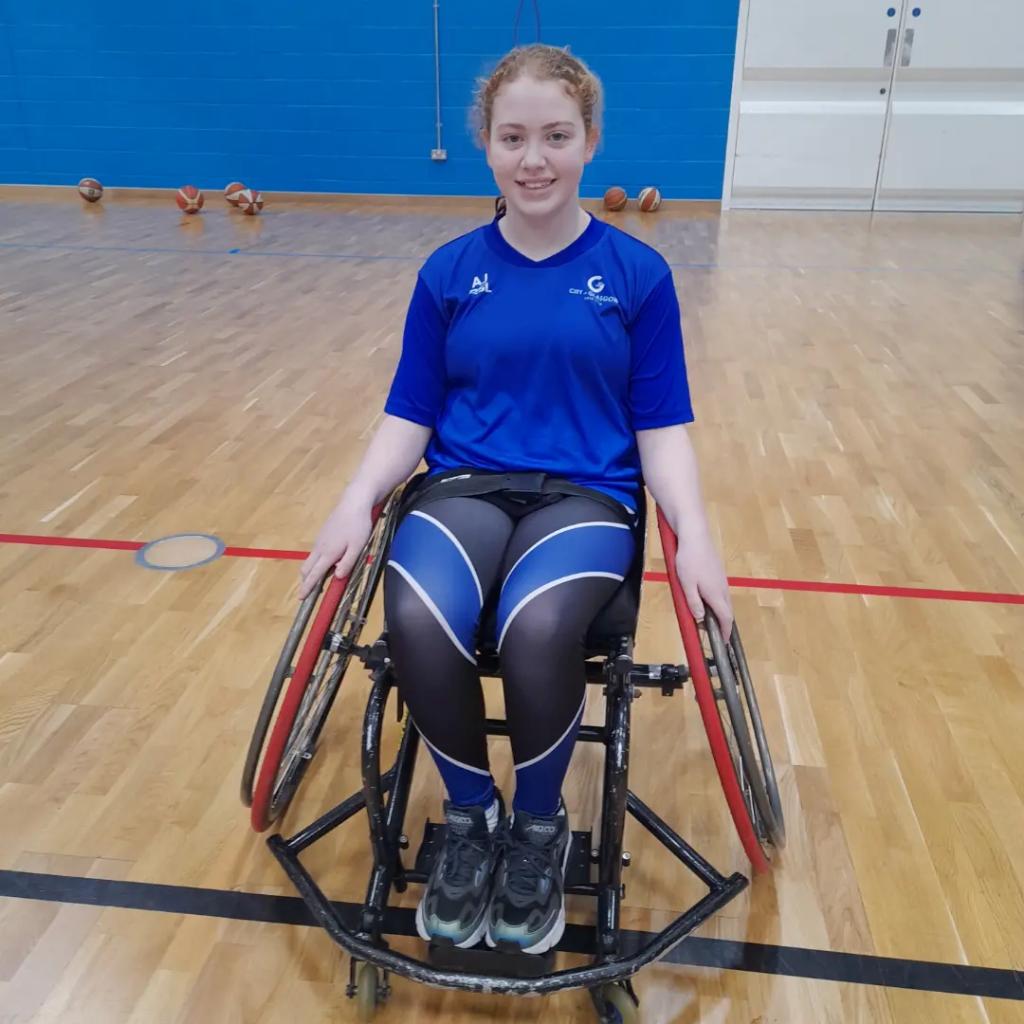 SwimInspiration's tweet photo. Today's surprise activity is WHEELCHAIR BASKETBALL 🏀🤩

Here's some of blue group in action! 

#MMSI #MMSIFamily #MMSwimInspiration #swiminspiration #swimming #swimcamps #residentialswimcamps #melmarshall #inspire #motivate #happyswimmersarefastswimmers https://t.co/iMUypEo8EQ