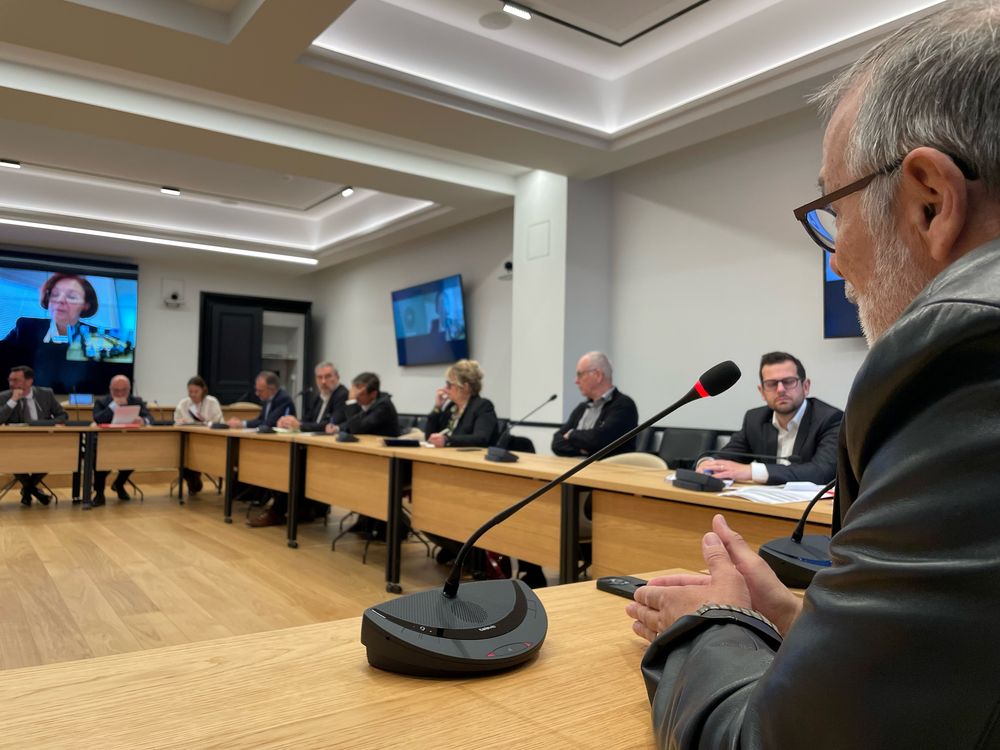 Ce matin s’est tenue à la Préfecture de la Savoie la réunion du comité départemental du BTP
Démarrage par un rapide état des lieux de la situation du BTP, et axes de travail envisagés par le Syndicat

btpsavoie.fr/comite-departe…