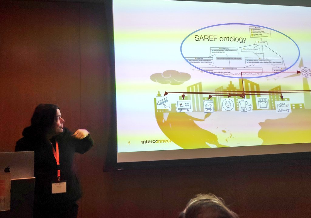 Ronald Siebes from <a href="/UserCentricDS/">User Centric Data Science at VU</a> talks about <a href="/InterConnectPrj/">InterConnect Project</a> and the #saref ontology for smart home and energy interoperability and how we develop explainable Machine Learning solutions. Work with <a href="/TNO_nieuws/">TNO Nieuws</a> and <a href="/UniBologna/">Alma Mater Fan Page</a>