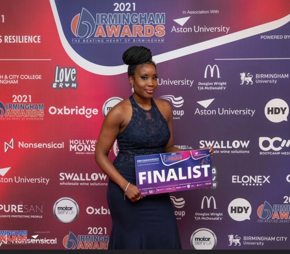 ShesTheBossIntl's tweet photo. All this talk of #AwardsSeason 😉 I had to drop a #throwback to big achievements in 2021 for me and my clients!
With the progress the #STBFamily are already making, I've no doubt I'll be celebrating more of their success in 2022, now to start manifesting 🙌🏾 

#MyCircleStayWinning https://t.co/8jrlfYyDRE